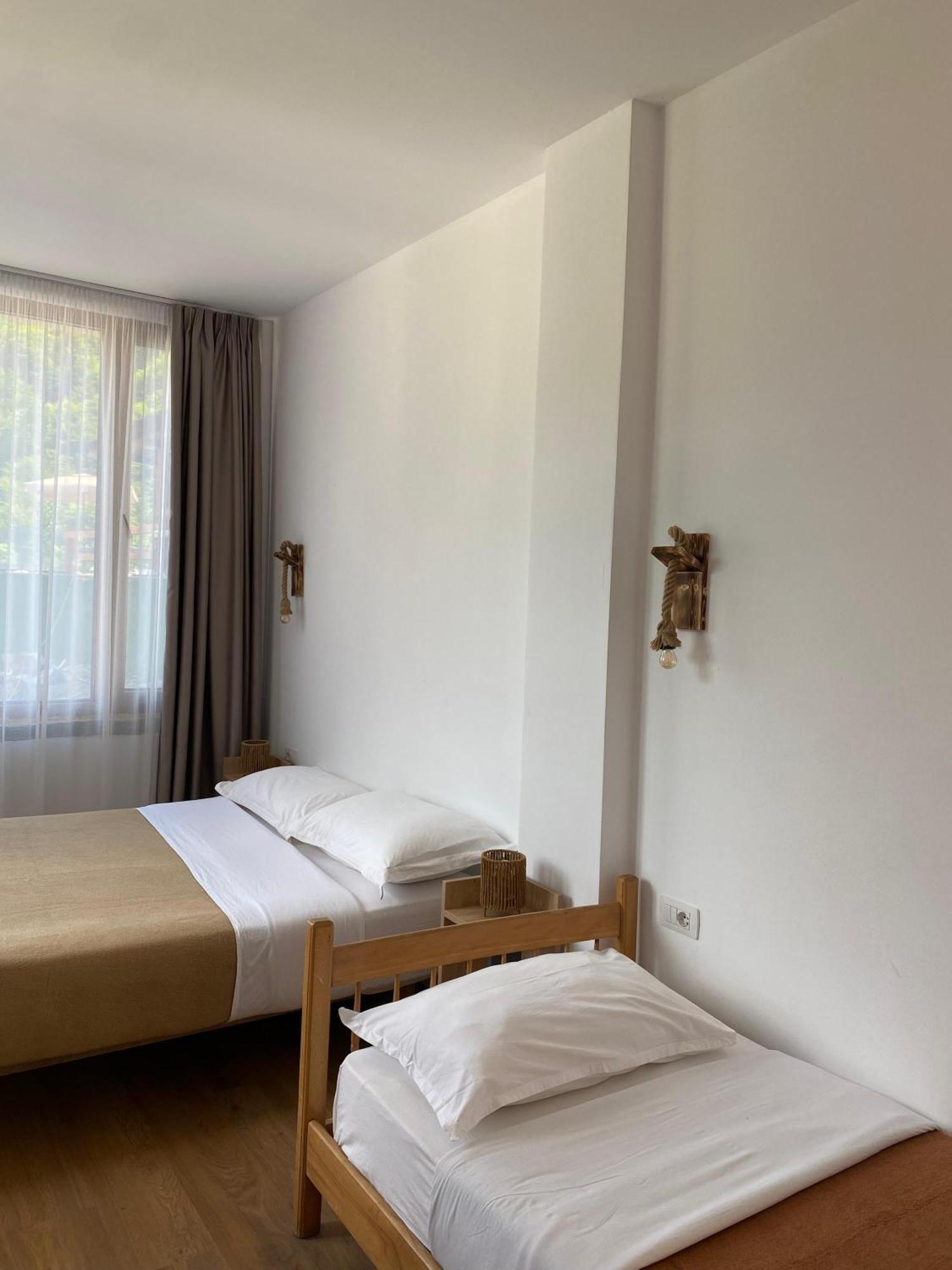 Hotel Vellezrit Guri Theth Eksteriør bilde